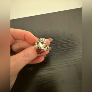 Silver clagdah ring size 7
